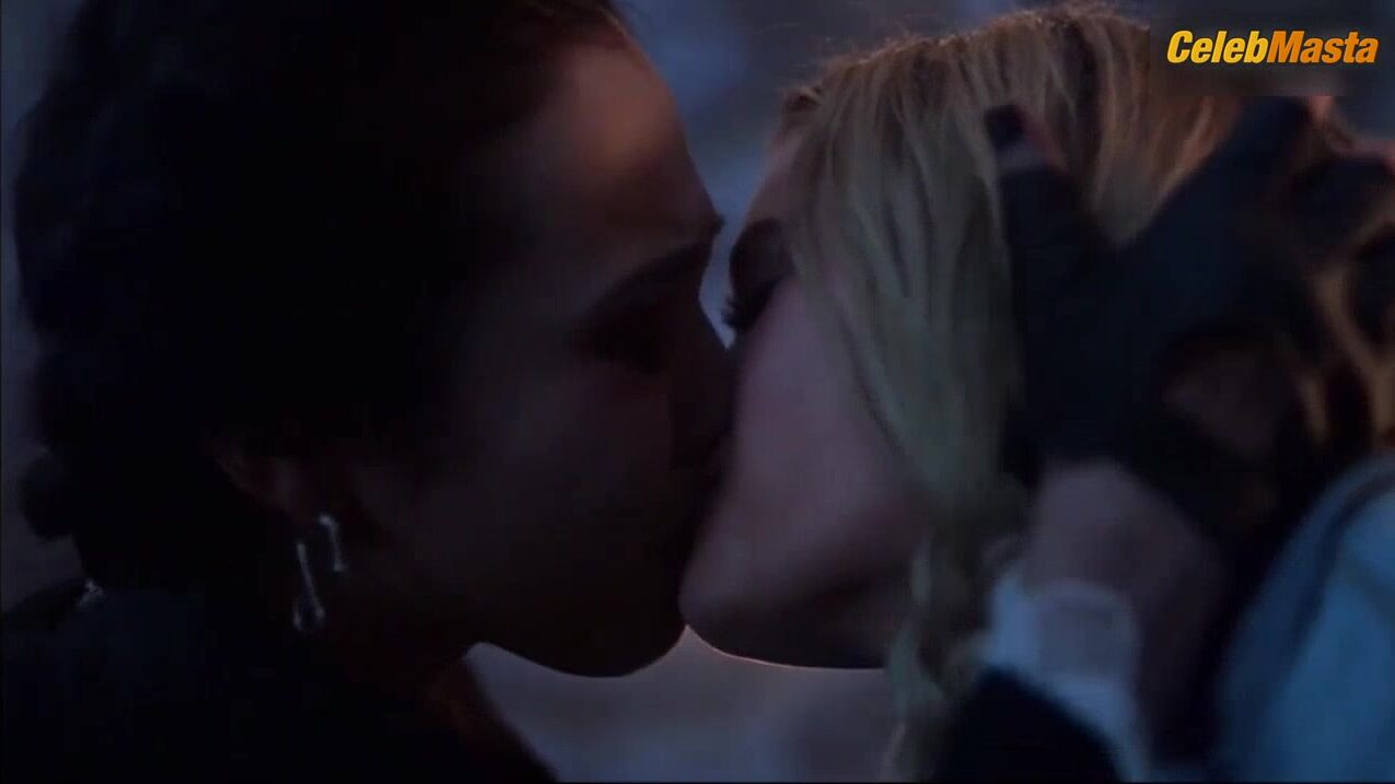 Lyrica Okano Virginia Gardner And ’s Lesbian Scene - Photo 1 of 5 photo 4