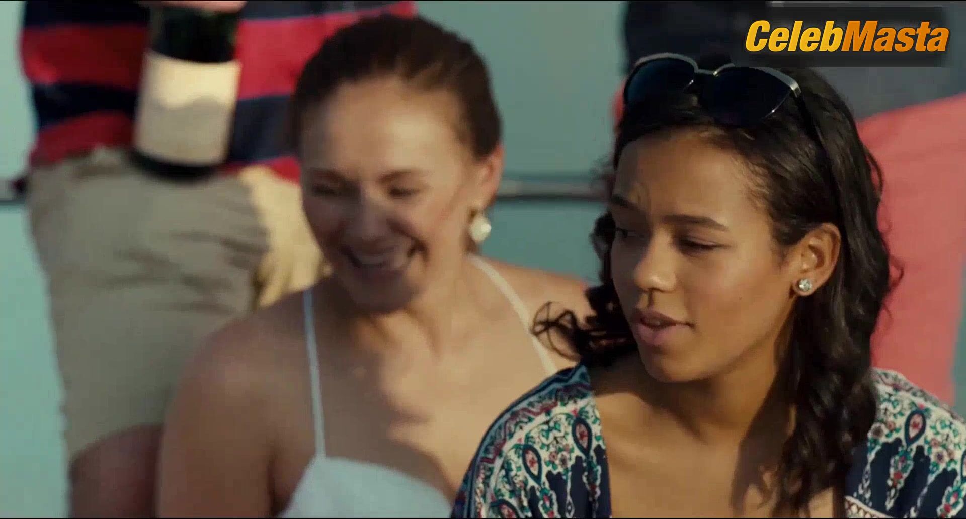Emily Rudd Taylor Russell, Zoe De Grand Maison, And - Photo 1 of 5 photo 2