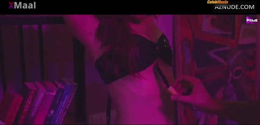 Palak Singh ’s Sizzling Scene In Gayab - Photo 4 of 5