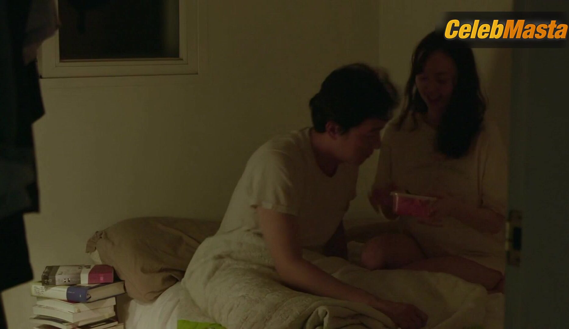 Lee Yoo-young Bares Underwear In Scene From Yourself And - Photo 4 of 5 photo 1