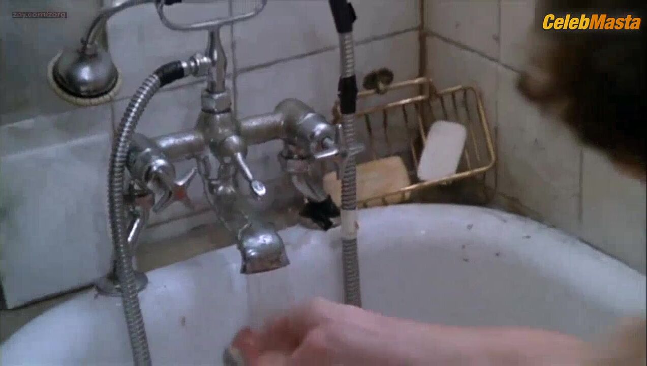 Sigourney Weaver ’s Ass, Tits Scene In Half Moon Street - Photo 1 of 5