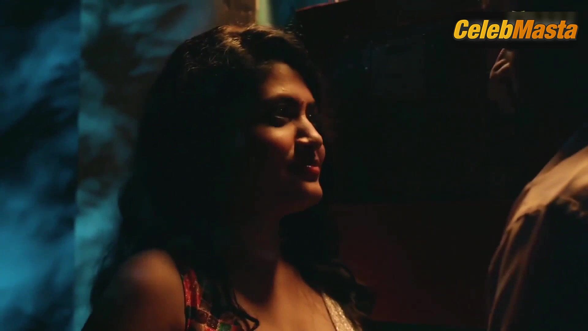 Manvi Chugh Reveals Sultry Scene In Rikshawala - Photo 2 of 5