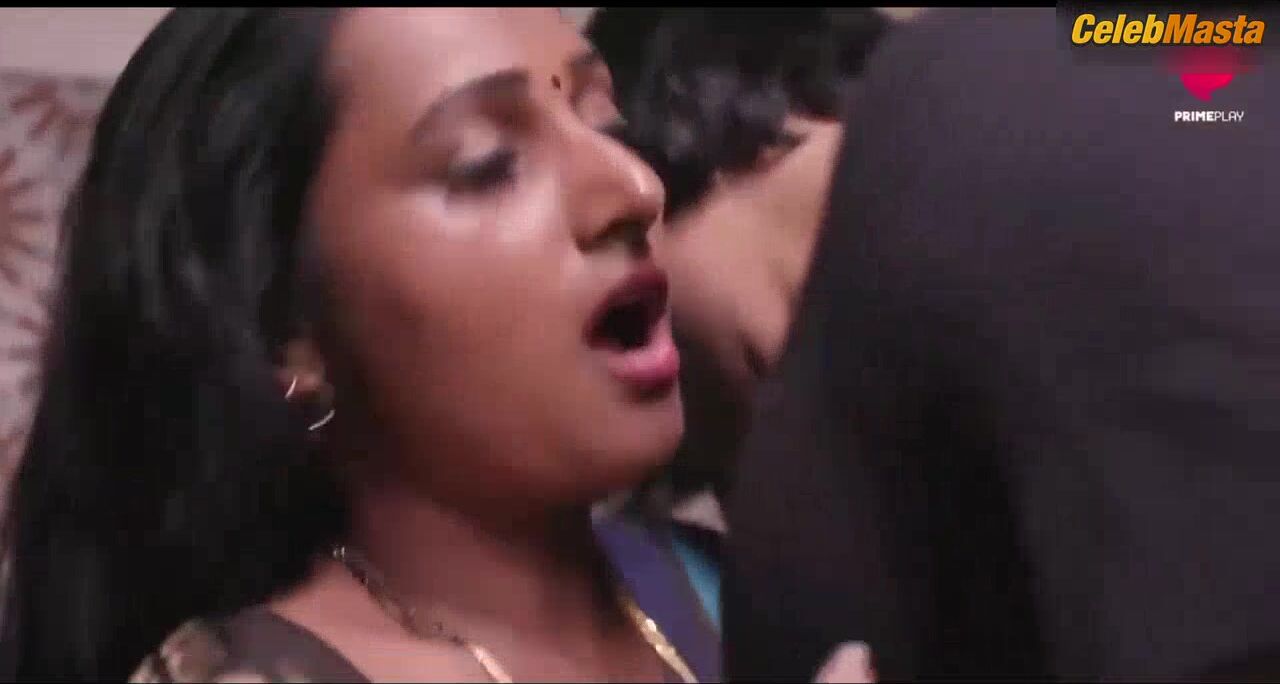 Jayshree Gaikwad Reveals Sexy Scene In Paglet - Photo 2 of 5 photo 5