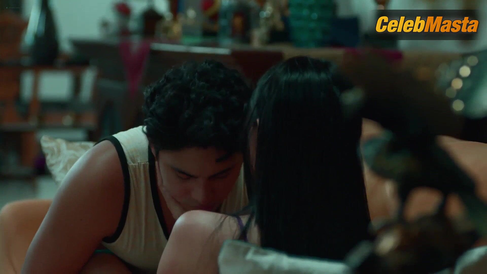 A.j. Raval ’s Sexy Scene In Us X Her - Photo 2 of 5 photo 4