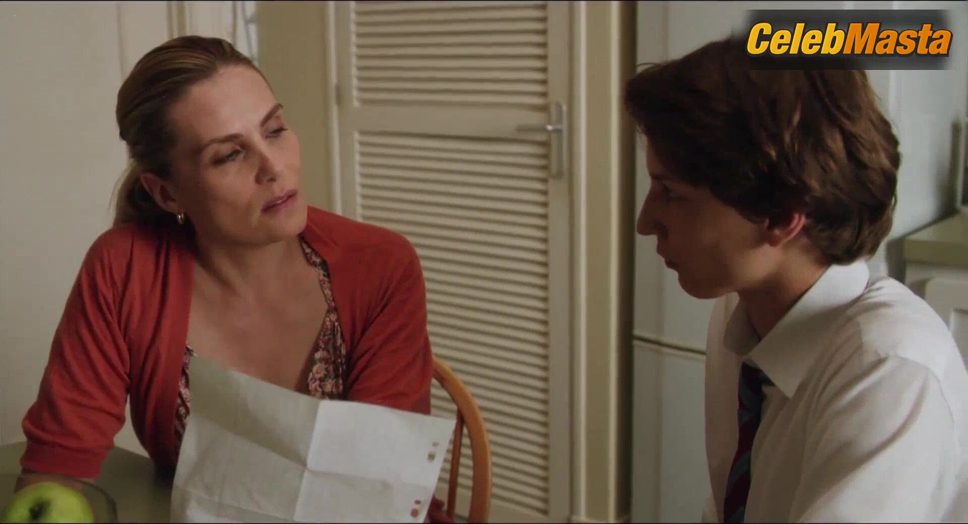 Emmanuelle Seigner And Kristin Scott Thomas Hot Scene In In The - Photo 1 of 5 photo 4
