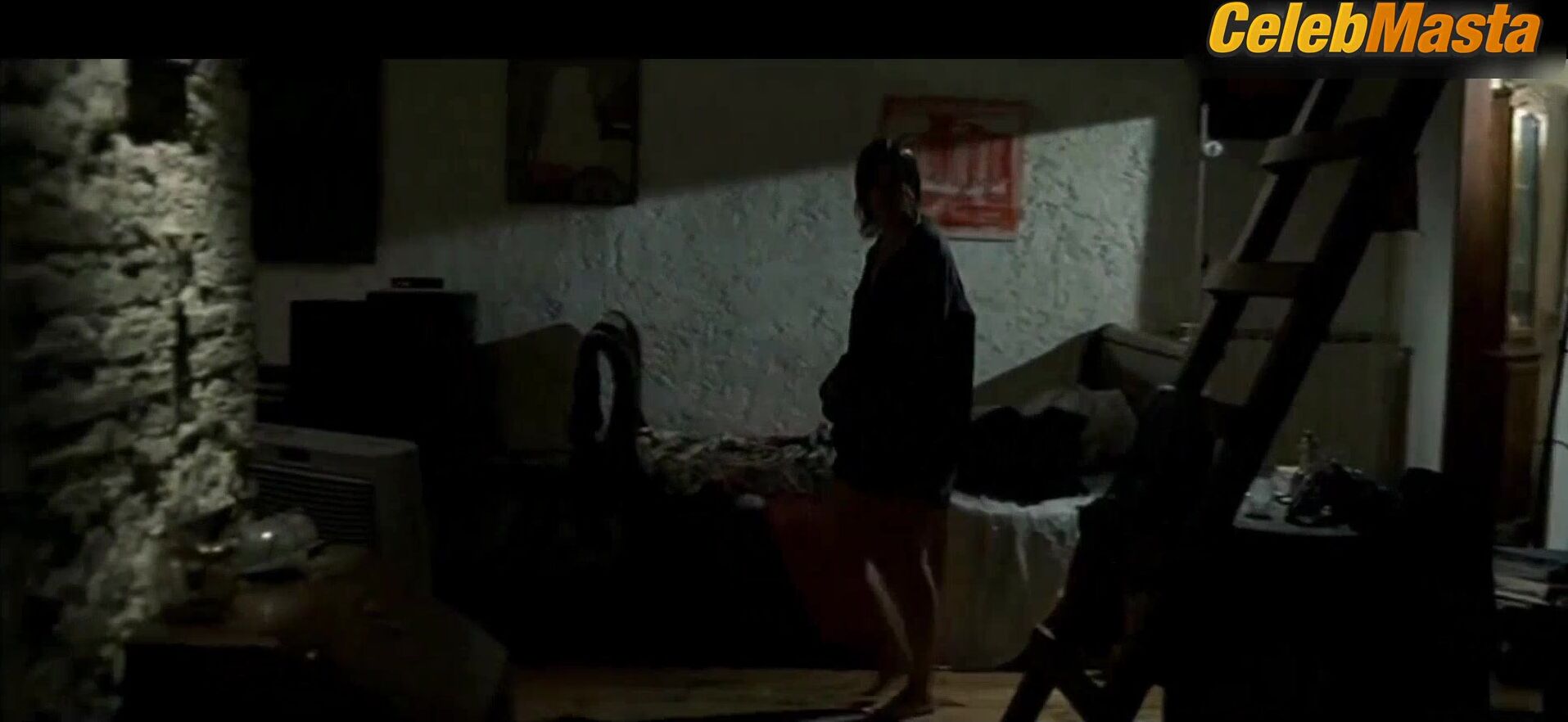 Emmanuelle Seigner ’s Tits Scene From Streghe Verso Nord - Photo 2 of 5 photo 1