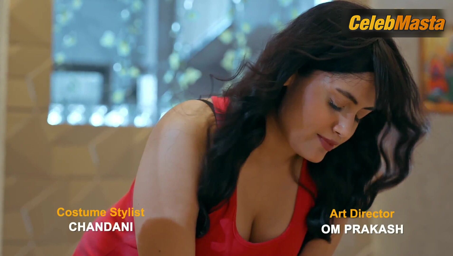 Manvi Chugh Boobs Scene In Rikshawala - Photo 4 of 5 photo 1