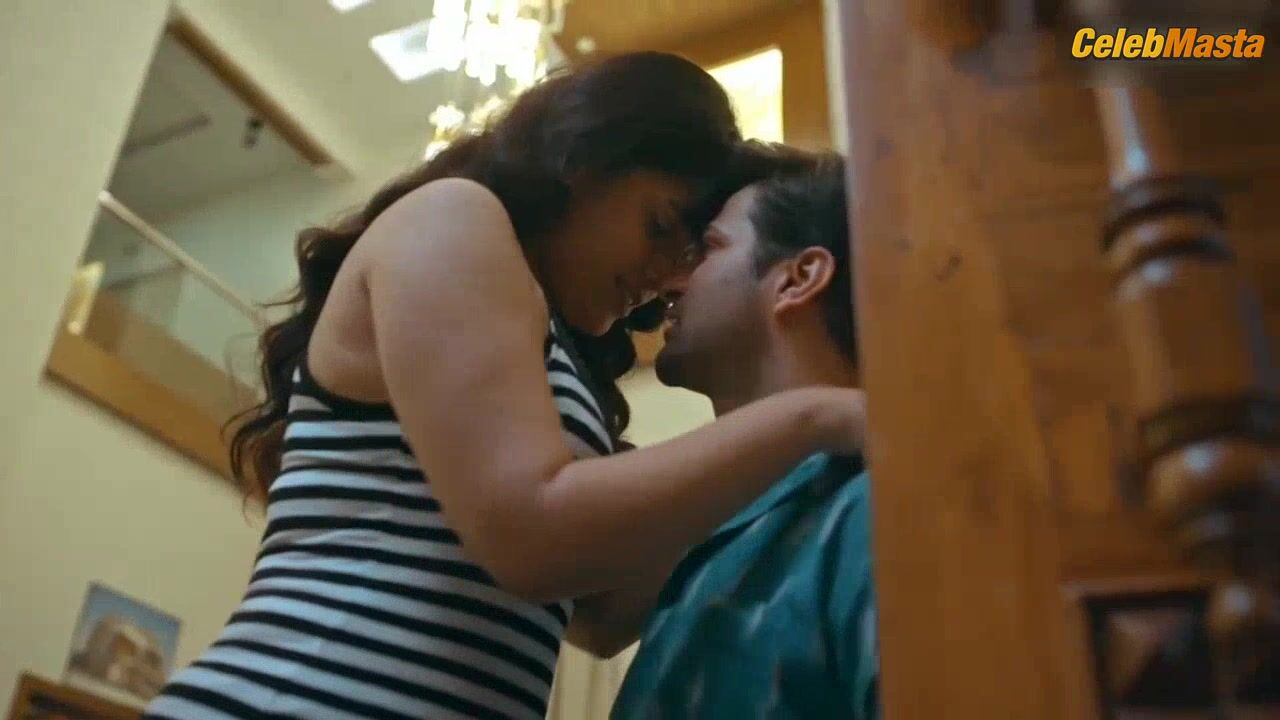 Manvi Chugh ’s Ass Scene In Rikshawala - Photo 1 of 5 photo 2
