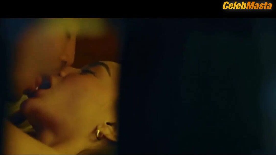 Kylie Verzosa Tits, Underwear Scene From Ikaw Lang Ang - Photo 1 of 5 photo 5