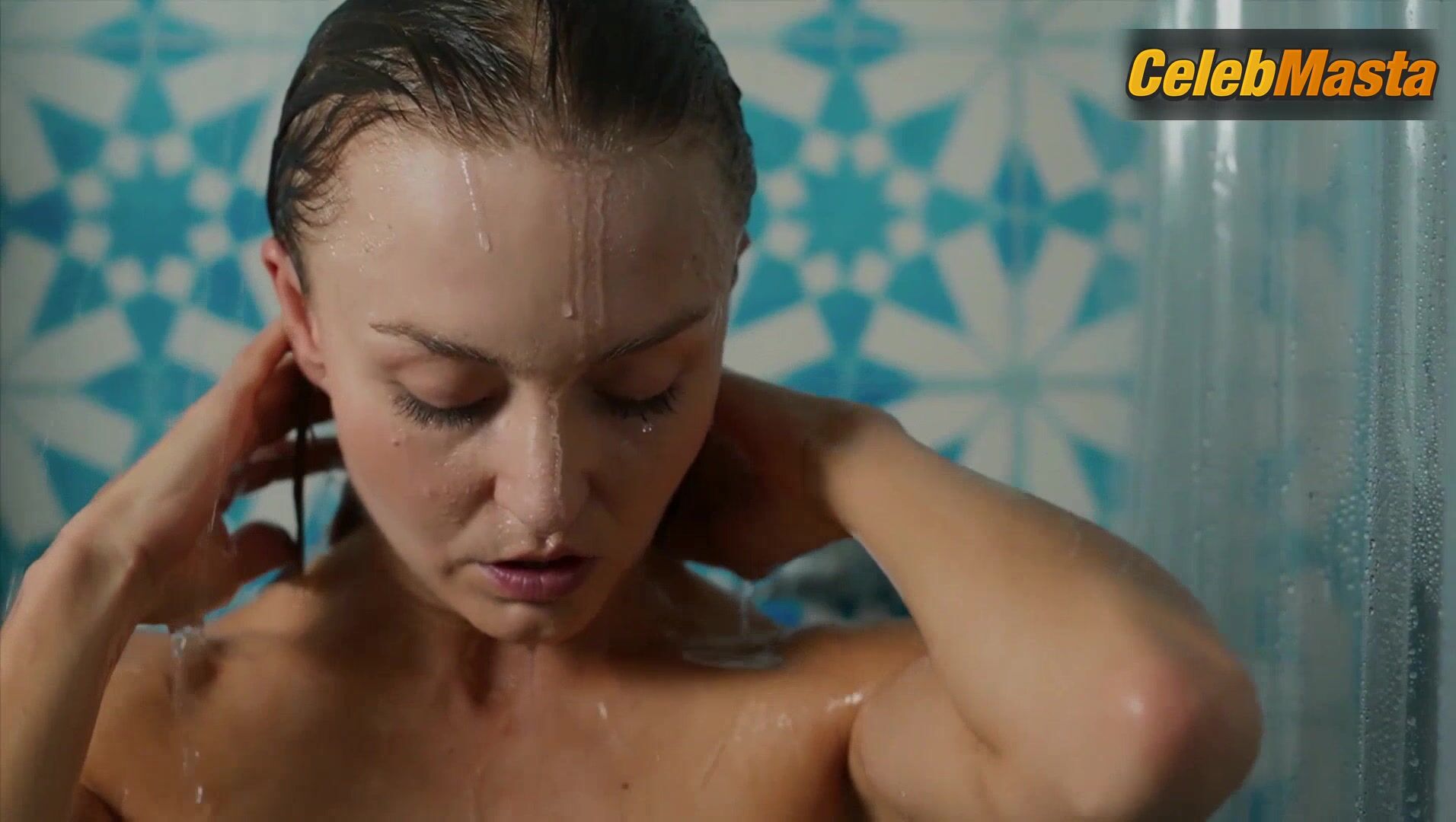 Angelique Boyer ’s Booty, Swimsuit Scene In El Extrano - Photo 2 of 5