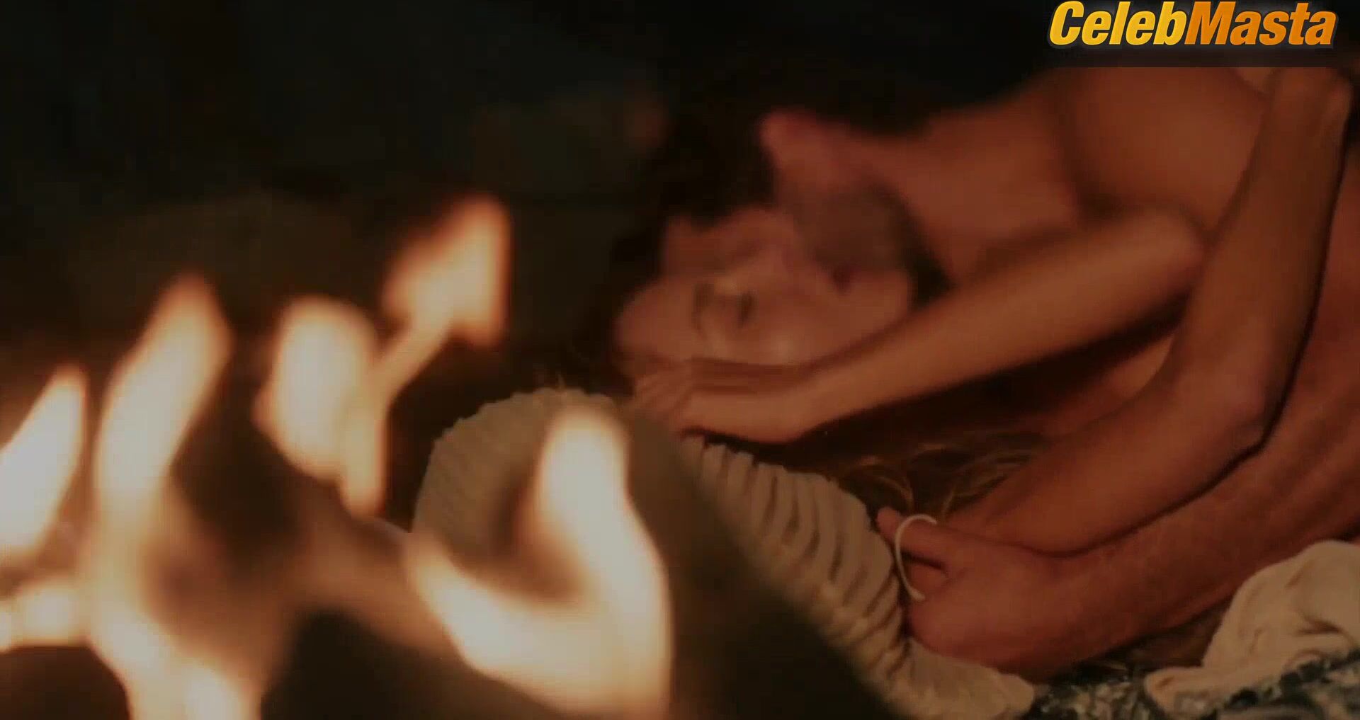Angelique Boyer Reveals Butt Scene In El Extrano Retorno De - Photo 1 of 5 photo 4