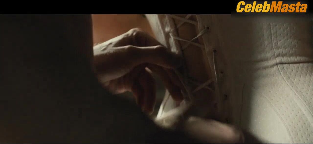 Maria Valverde Tits Scene In Ali & Nino - Photo 1 of 5