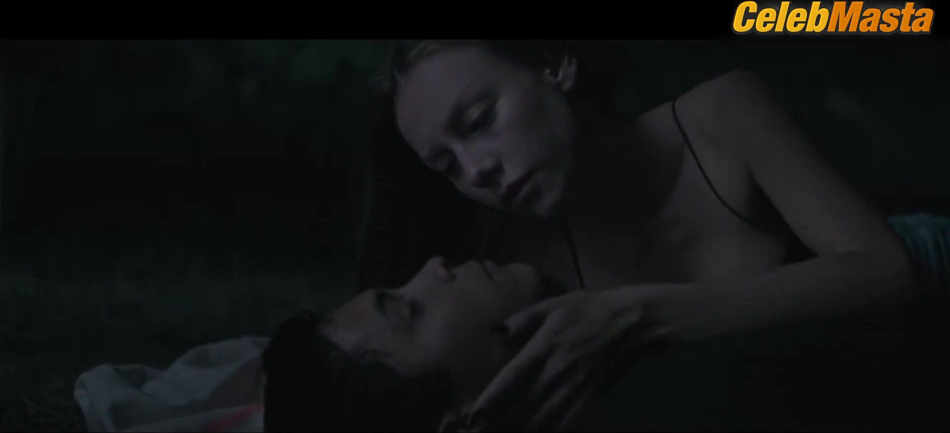 Ester Exposito Reveals Hot Body Scene In Lost In The Night - Photo 3 of 5 photo 1