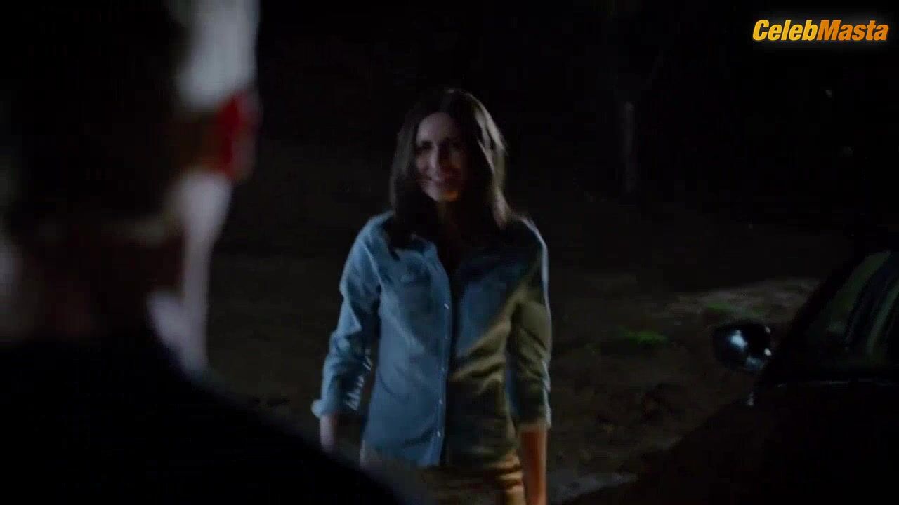 Karolina Wydra ’s Boobs Scene In True Blood - Photo 1 of 5