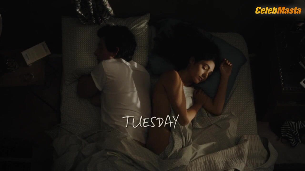 Golshifteh Farahani ’s Sexy Scene From Paterson - Photo 2 of 5 photo 1