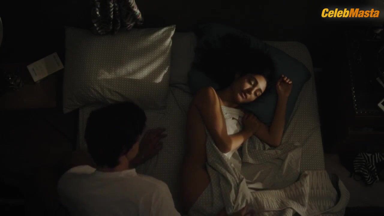 Golshifteh Farahani ’s Sexy Scene From Paterson - Photo 2 of 5
