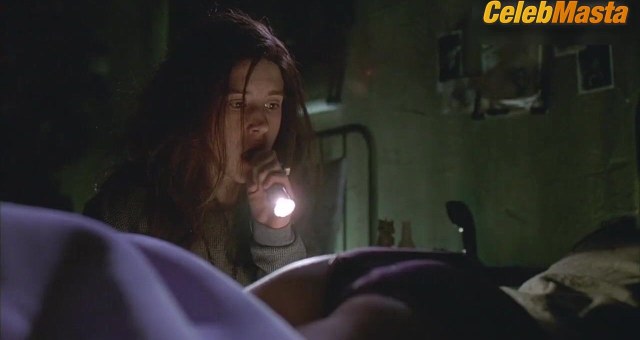 Katharine Isabelle ’s Underwear Scene From Ginger Snaps - Photo 2 of 5