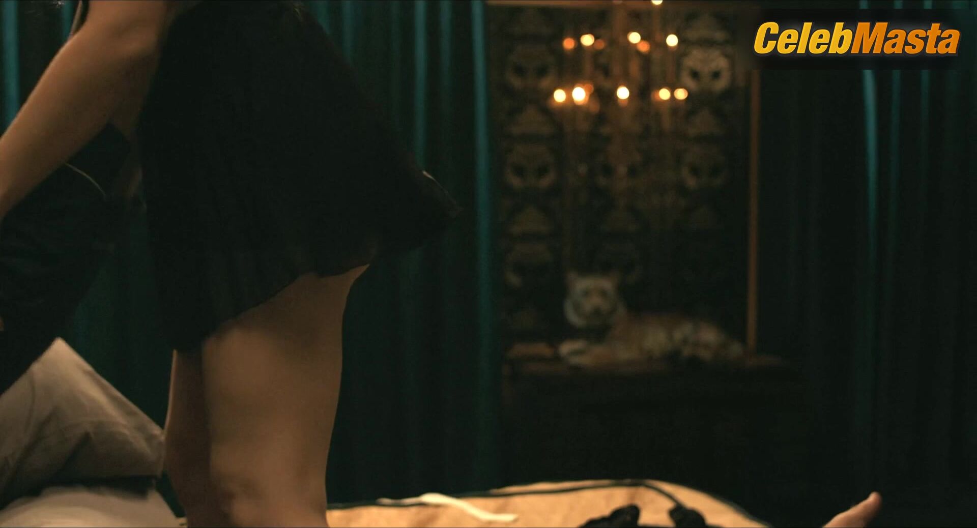 Cailee Spaeny Underwear Scene In Priscilla Movie - Photo 2 of 5 photo 5