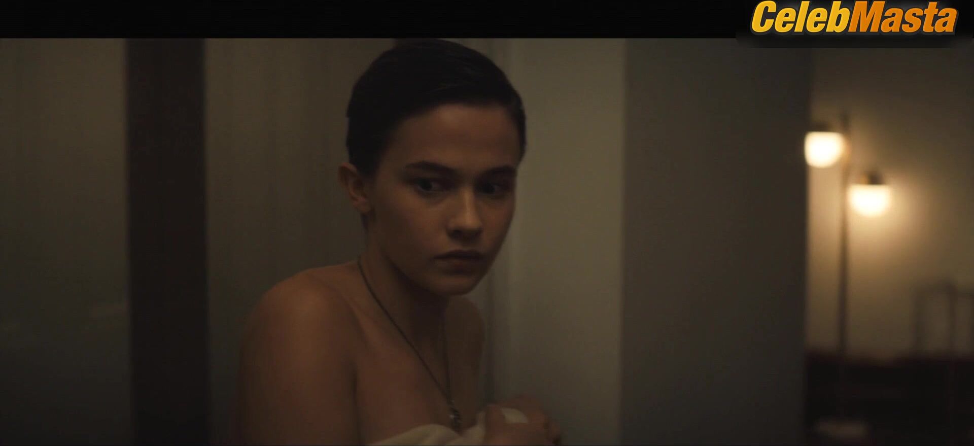 Cailee Spaeny ’s Sexy Scene In The Craft Legacy - Photo 1 of 5 photo 2