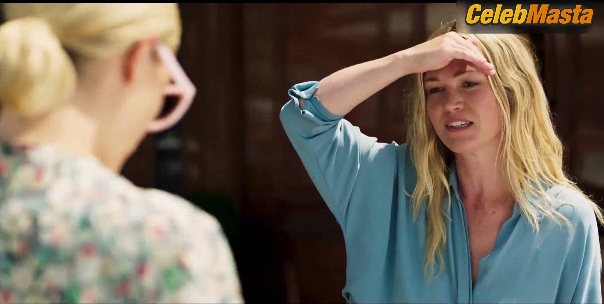 Nora Arnezeder ’s Boobs, Swimsuit Scene In Riviera - Photo 3 of 5 photo 5