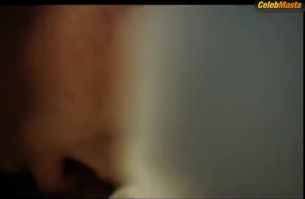 Keeley Hawes ’ Hot Scene In Bodyguard - Photo 1 of 5 photo 2
