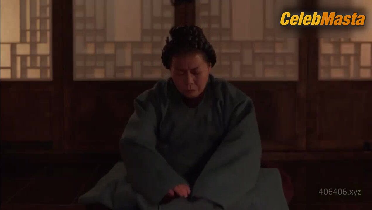 Cha Joo-young Lee Yi Dam And Hot Scene In The Queen Who - Photo 1 of 5 photo 5
