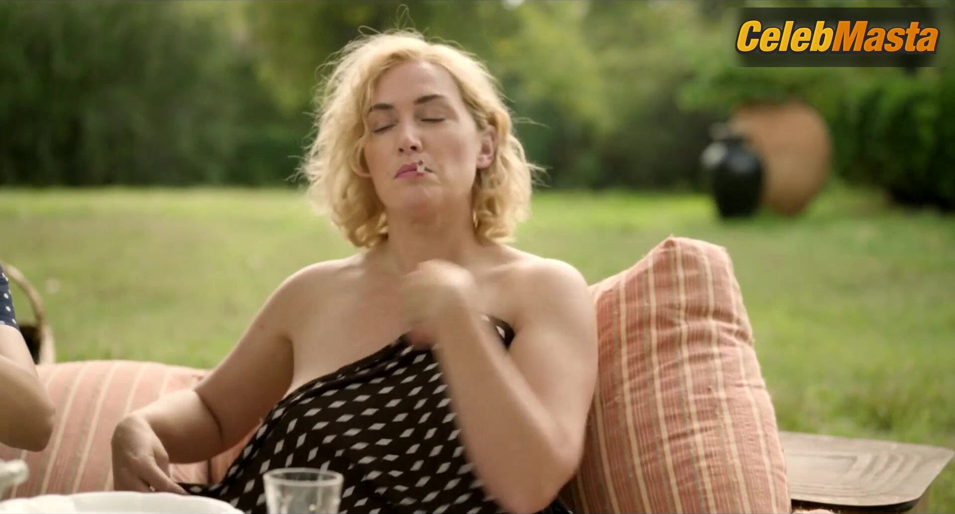 Kate Winslet And Noemie Merlant Tits Scene From Lee - Photo 1 of 5 photo 4