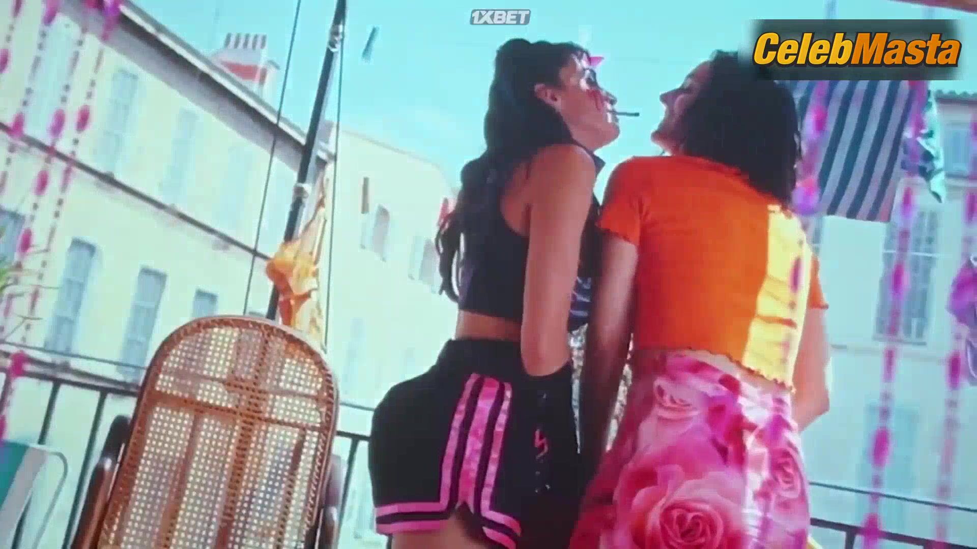 Noemie Merlant And Souheila Yacoub’s Lesbian Sex - Photo 1 of 5 photo 2