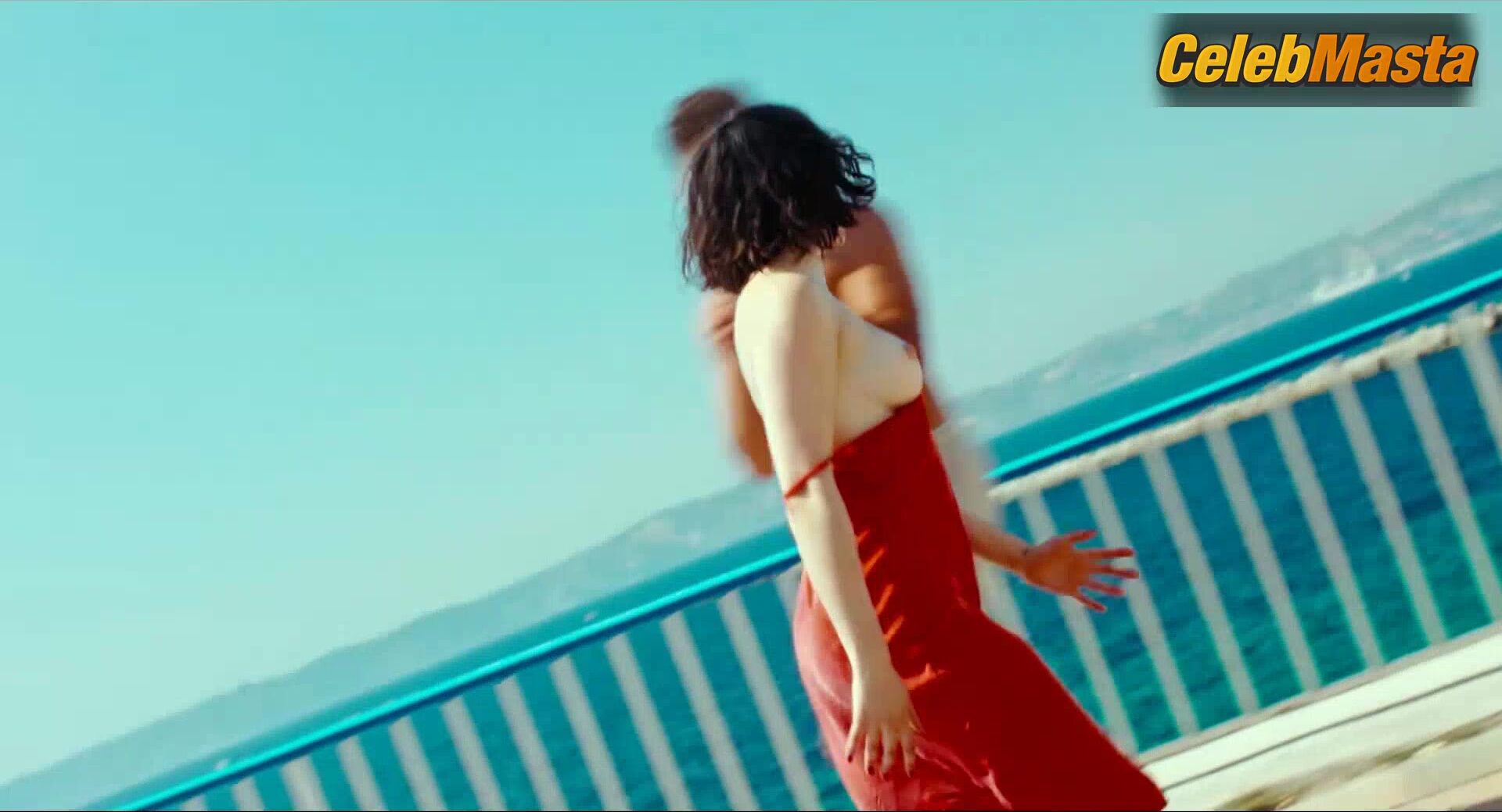 Noemie Merlant Flaunts Tits Scene In The Balconettes - Photo 2 of 5