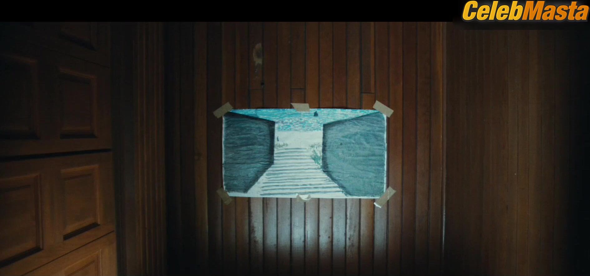 Virginia Gardner Underwear Scene In Starfish Movie - Photo 2 of 5