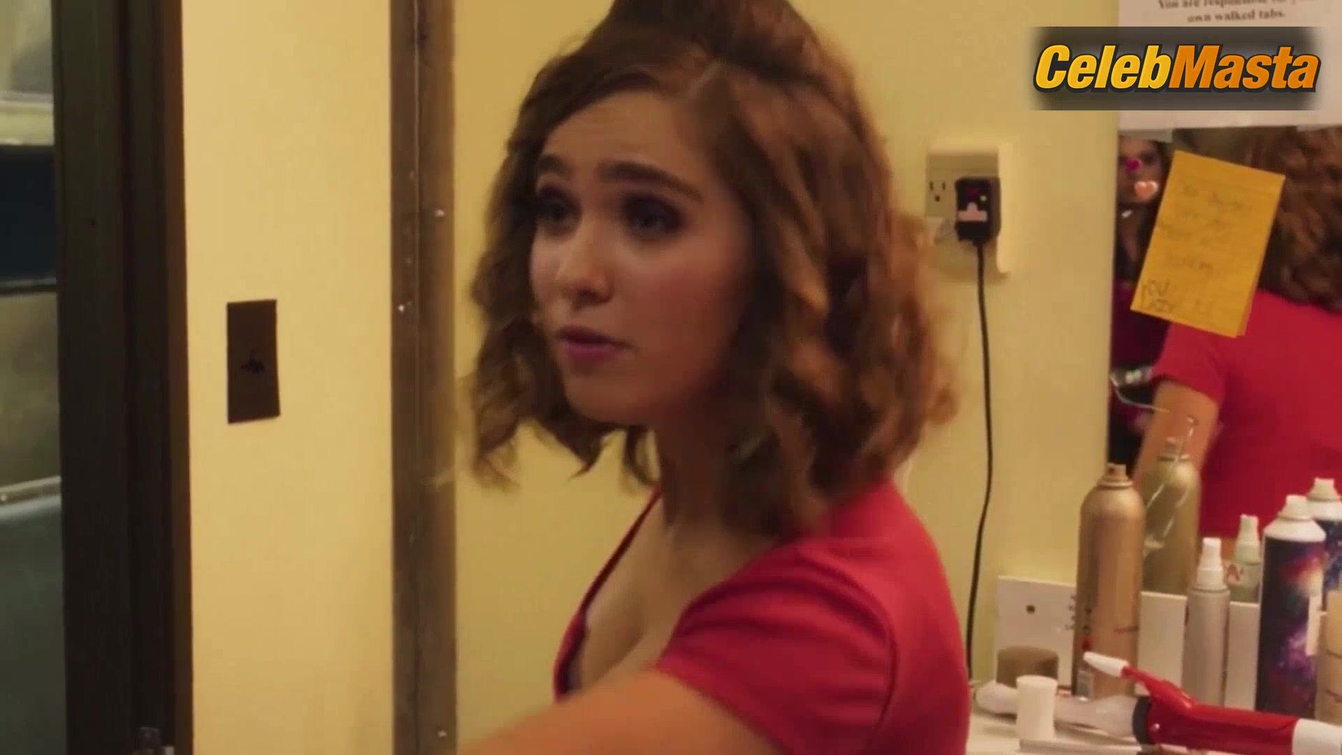 Haley Lu Richardson ’s Sexy Scene From Support The Girls - Photo 2 of 5 photo 1
