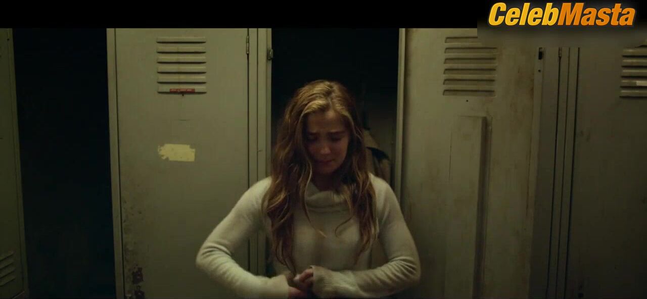 Haley Lu Richardson ’s Underwear Scene From Split - Photo 1 of 5