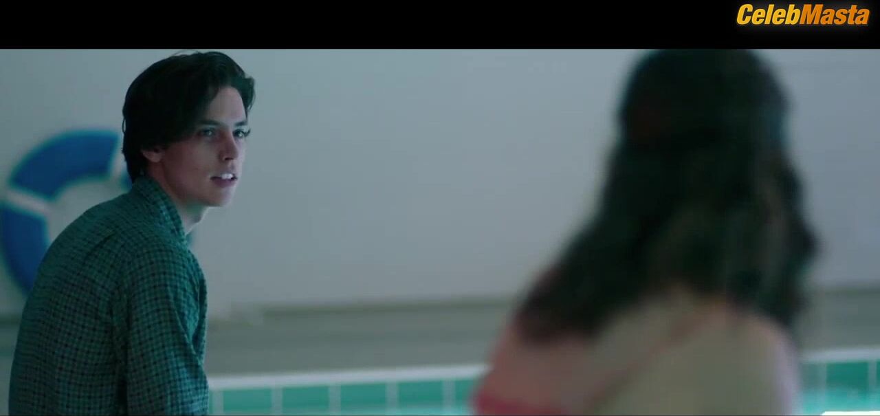 Haley Lu Richardson Swimsuit Scene From Five Feet Apart - Photo 1 of 5 photo 2