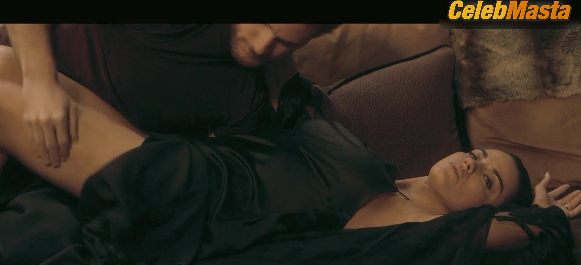 Maite Perroni Reveals Sexy Scene In The Eighth Clause - Photo 1 of 5 photo 2