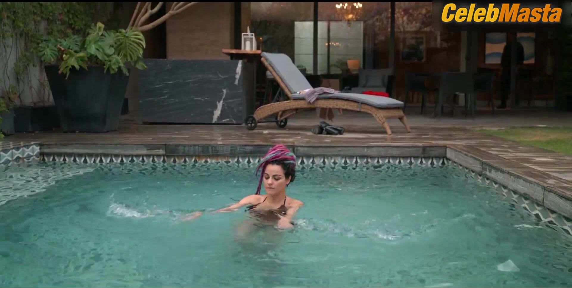 Maite Perroni Sexy Scene In Triptych Movie - Photo 2 of 5