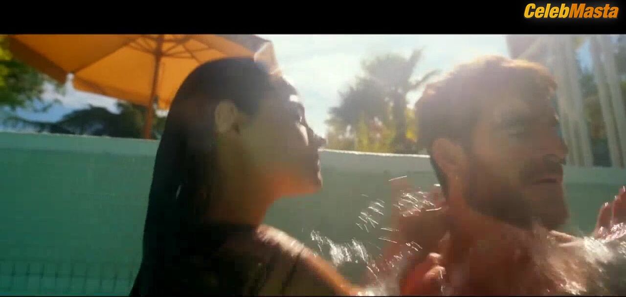 Maite Perroni ’s Tits, Swimsuit Scene In Can’t - Photo 5 of 5 photo 4