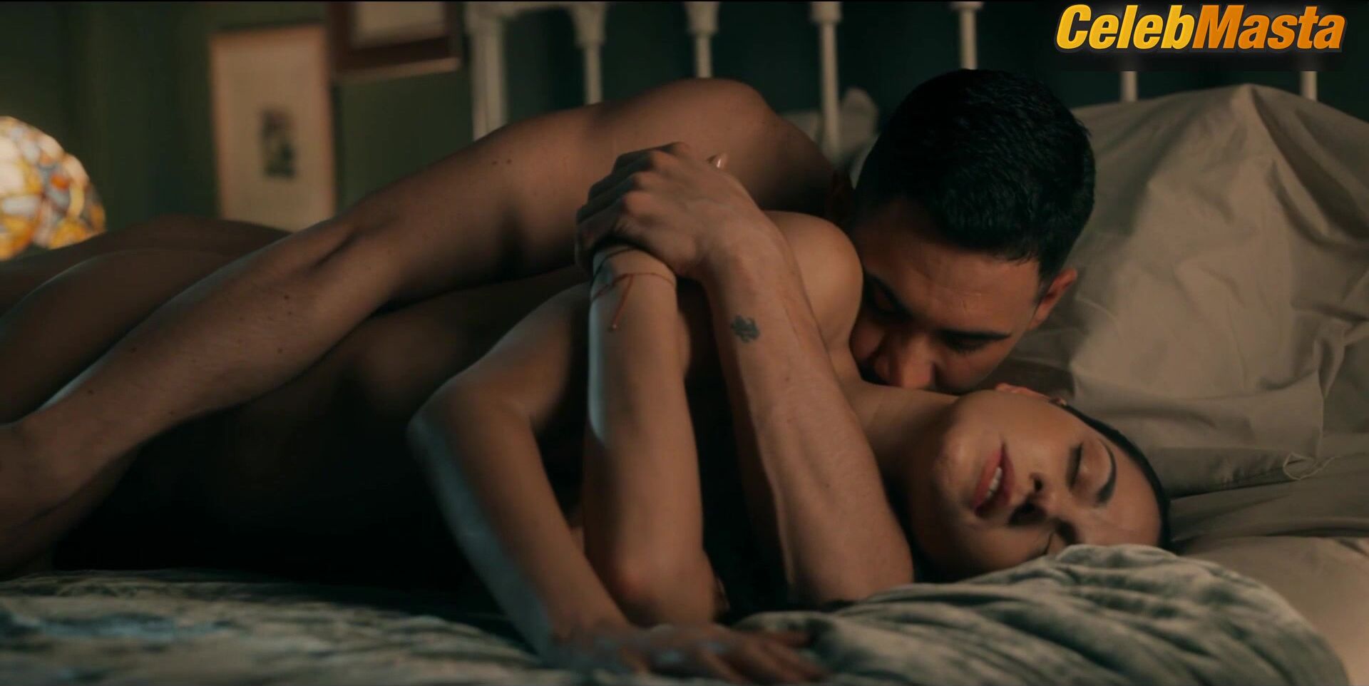 Maite Perroni Reveals Breasts In Cgi Scene In Dark Desire - Photo 2 of 5 photo 1