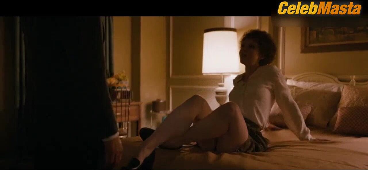 Valorie Curry ’s Sexy Scene From American Pastoral - Photo 1 of 5