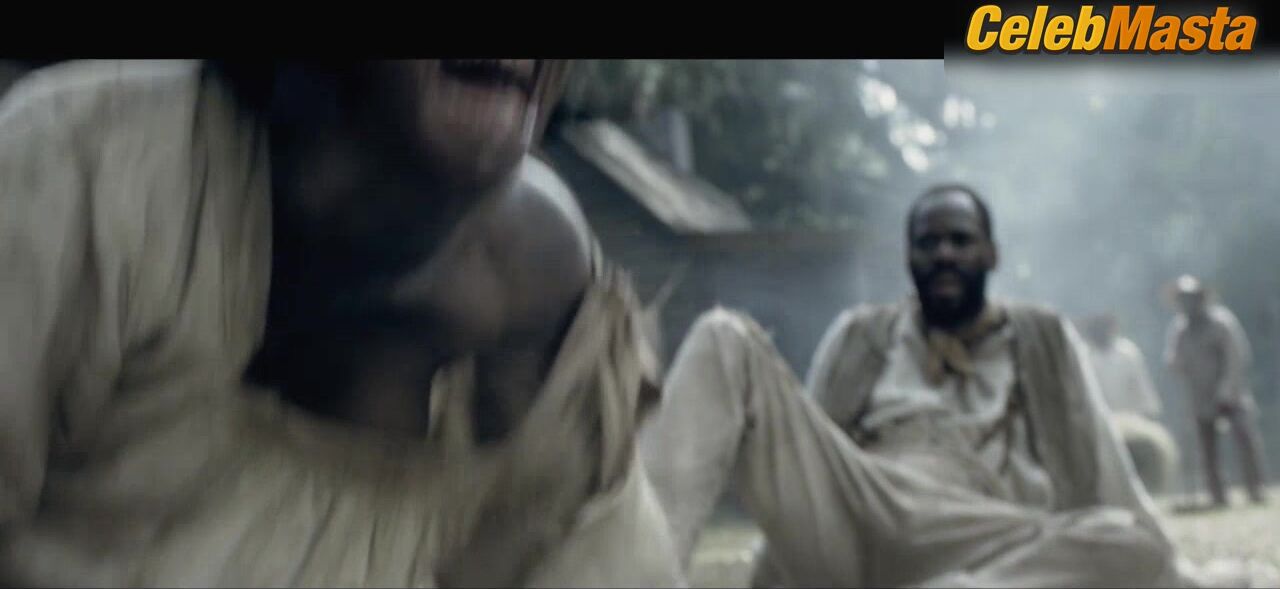 Aja Naomi King Boobs Scene In The Birth Of A Nation - Photo 4 of 5