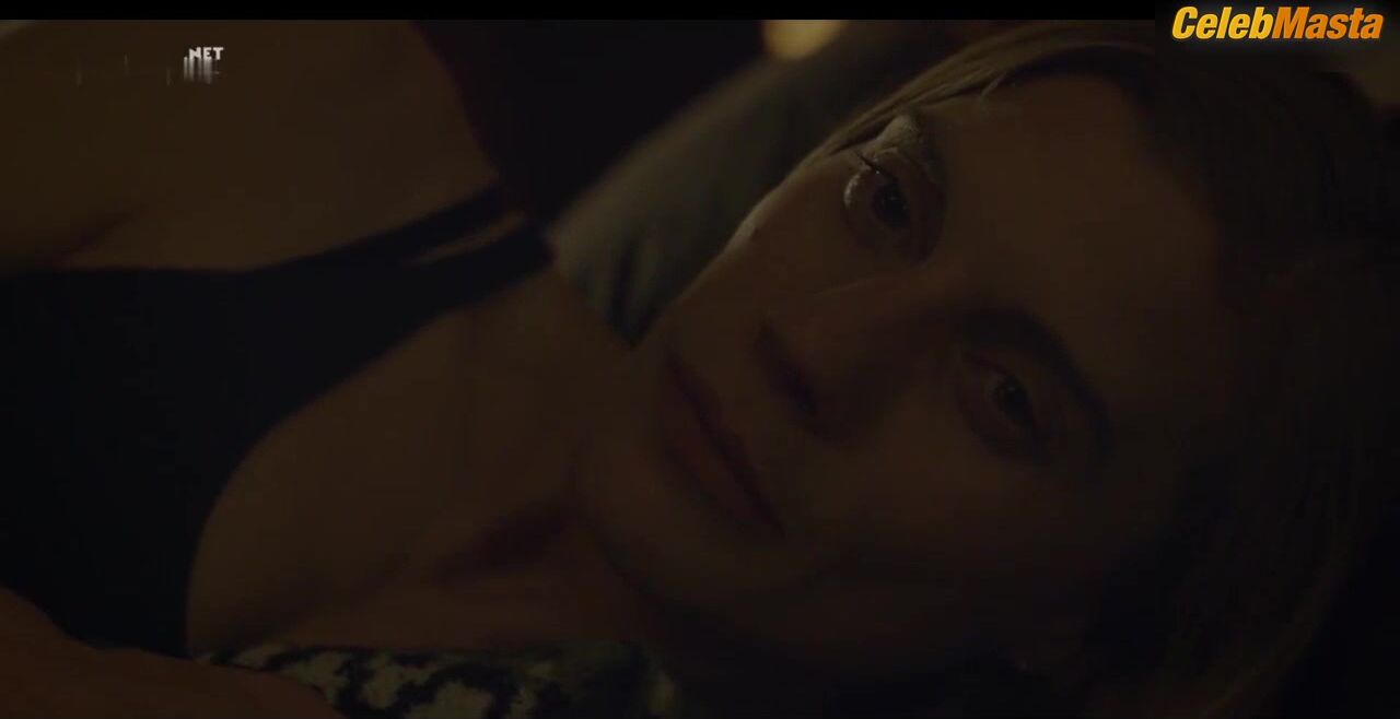 Katee Sackhoff Butt Scene In Another Life Show - Photo 1 of 5