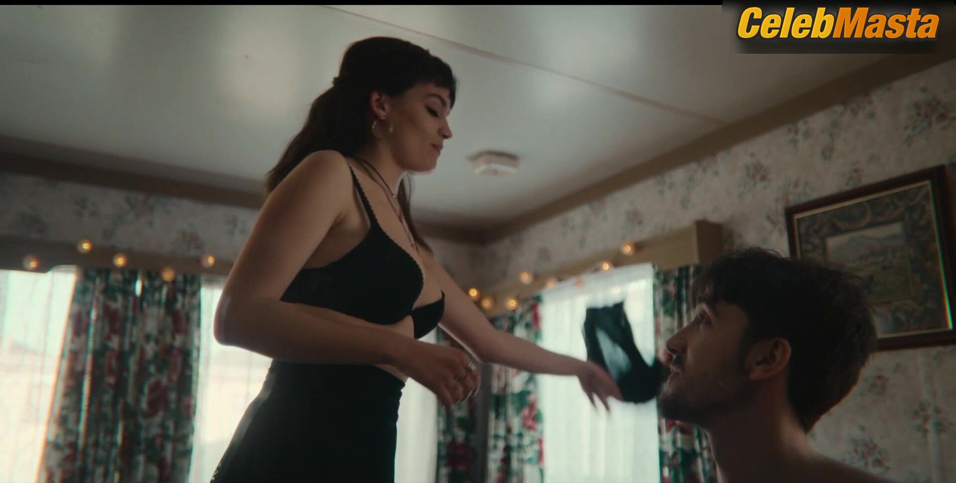 Emma Mackey ’s Underwear Scene In Sex Education - Photo 1 of 5