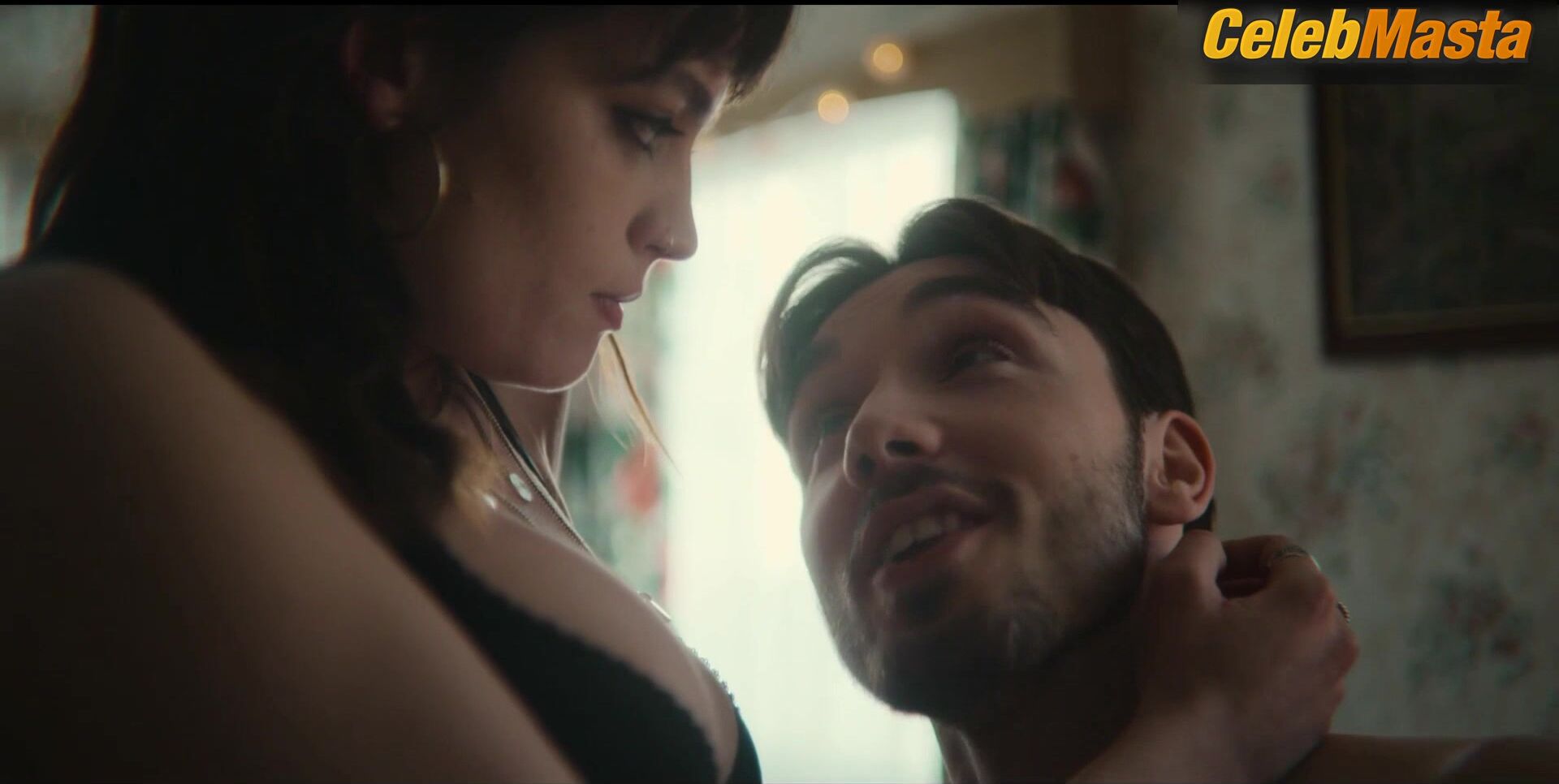 Emma Mackey ’s Underwear Scene In Sex Education - Photo 1 of 5 photo 2