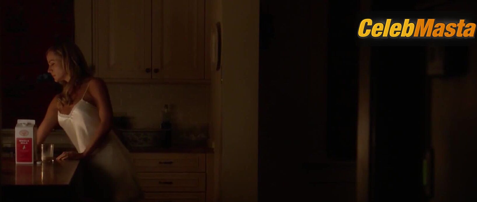 Julie Benz Tits, Swimsuit Scene In Ricochet - Photo 2 of 5