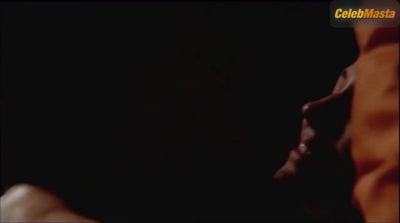 Julie Benz ’s Booty, Thong Scene In Dexter - Photo 1 of 5 photo 5