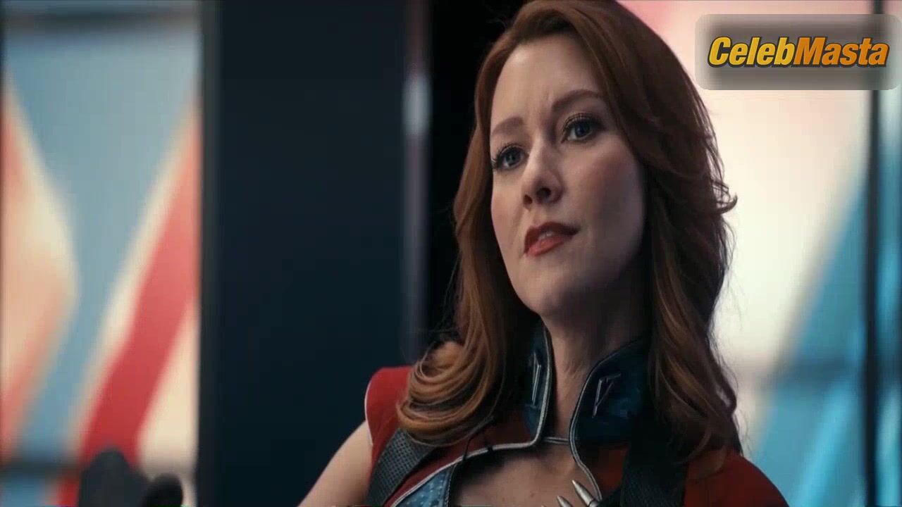 Valorie Curry Flaunts Sexy Scene In The Boys - Photo 2 of 5