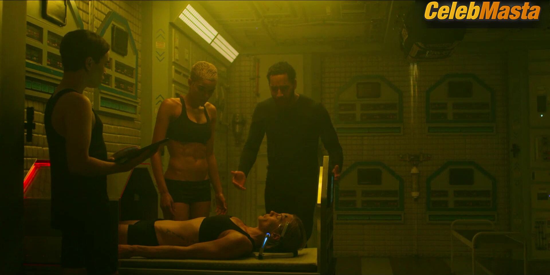Elizabeth Faith Ludlow Katee Sackhoff And Underwear Scene From - Photo 1 of 5