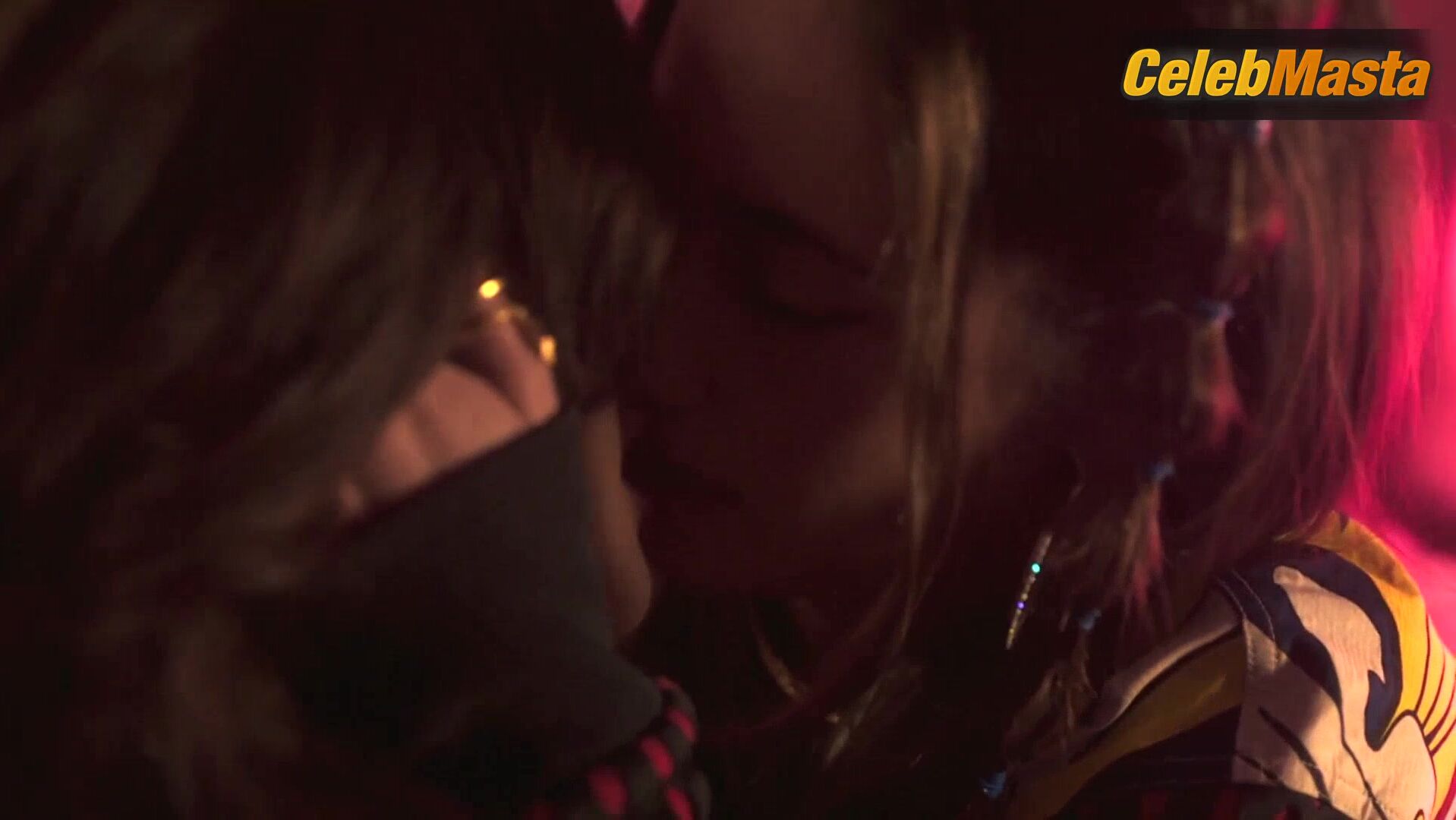 Asia Ortega And Maria Pedraza’s Lesbian Scene In - Photo 1 of 5 photo 5