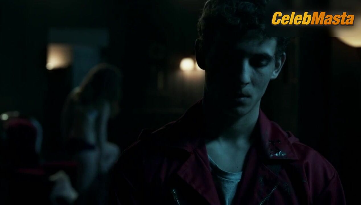 Maria Pedraza ’s Underwear Scene In La Casa De Papel - Photo 1 of 5 photo 5