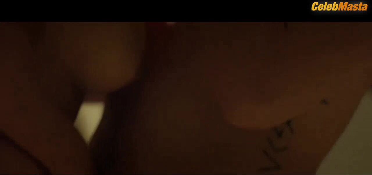 Angela Morena Shows Tits In Swimsuit Scene In La Querida - Photo 1 of 5