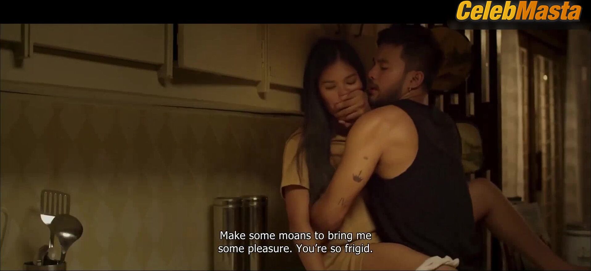 Angela Morena ’s Sexy Scene In Tubero - Photo 2 of 5 photo 5